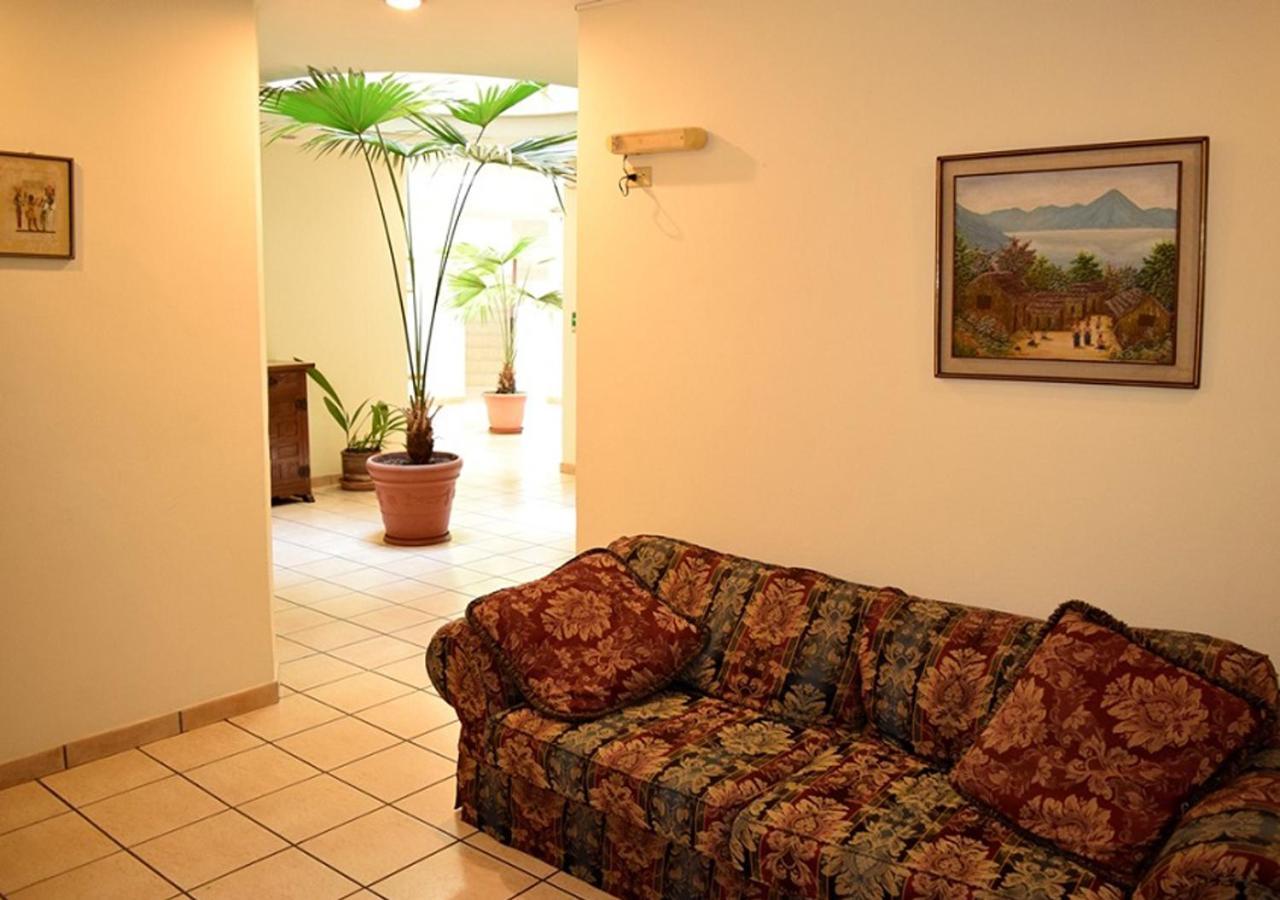 סאן סלבדור Hotel Berlin מראה חיצוני תמונה