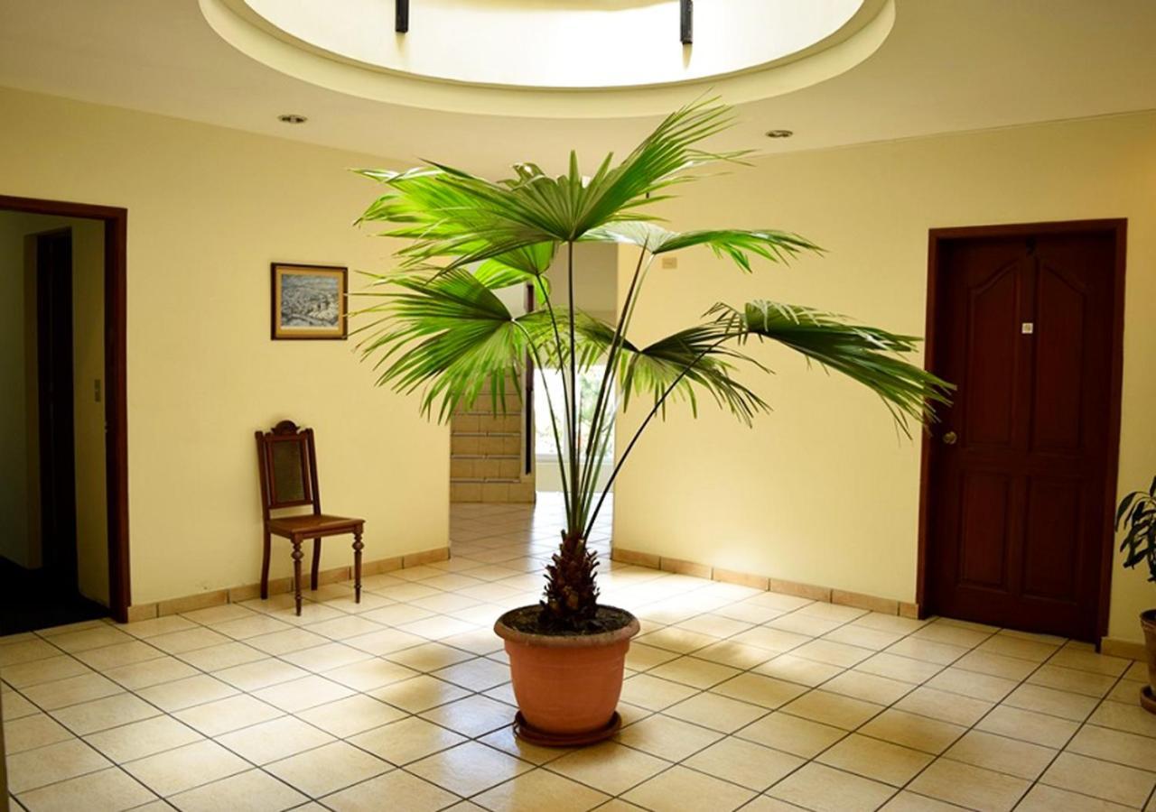 סאן סלבדור Hotel Berlin מראה חיצוני תמונה