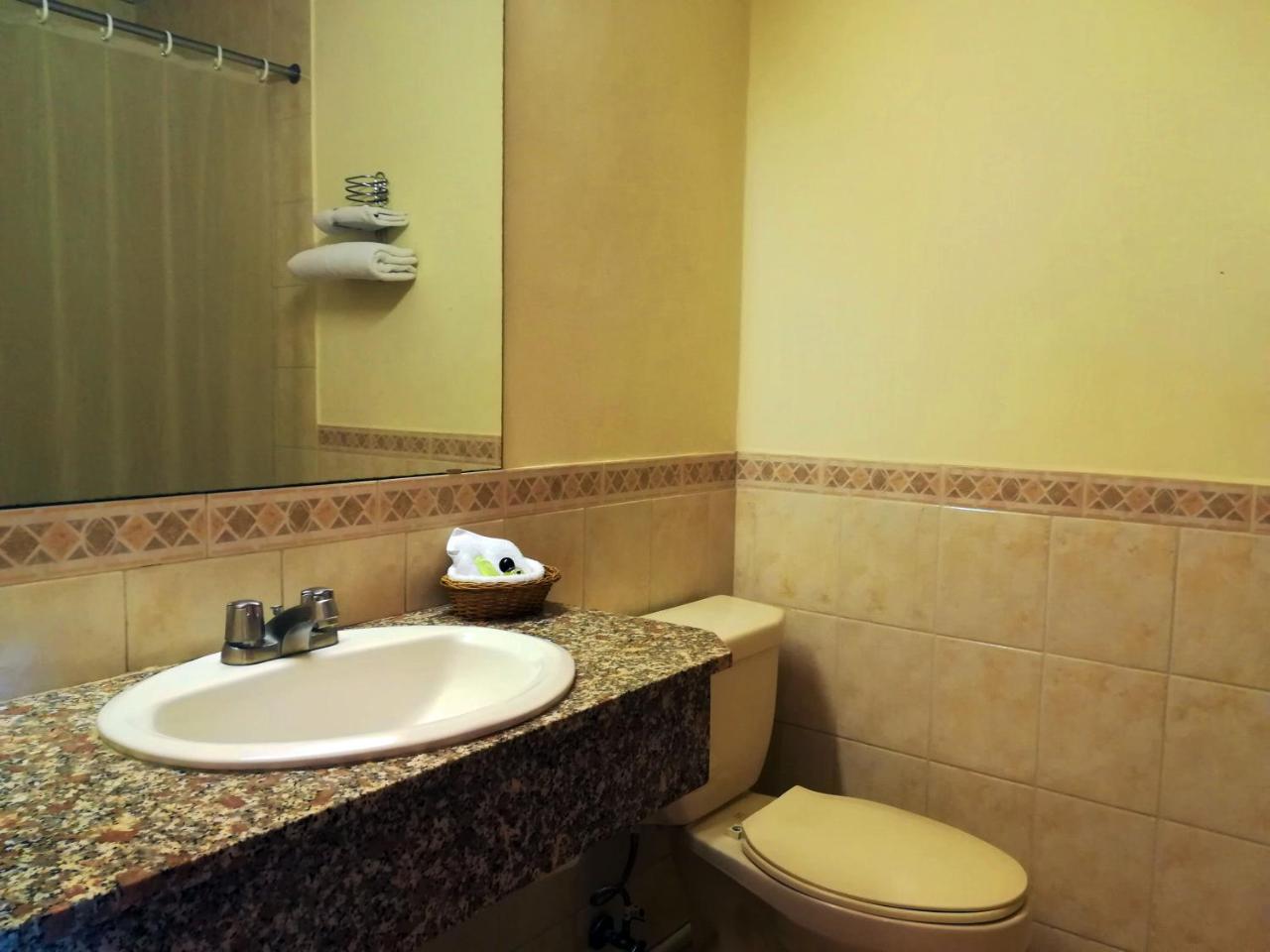 סאן סלבדור Hotel Berlin מראה חיצוני תמונה