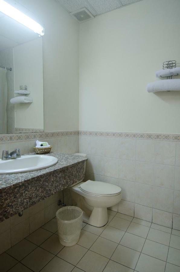 סאן סלבדור Hotel Berlin מראה חיצוני תמונה