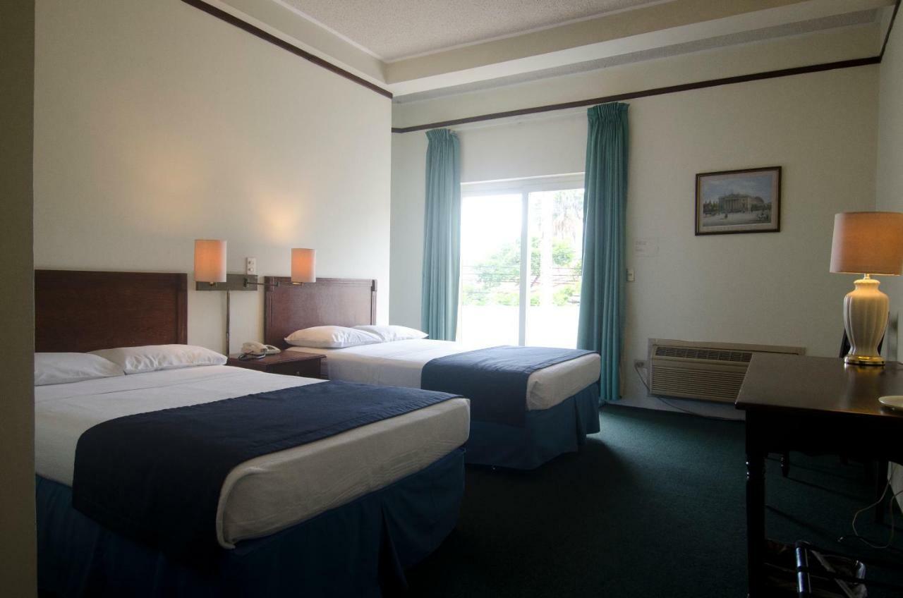 סאן סלבדור Hotel Berlin מראה חיצוני תמונה